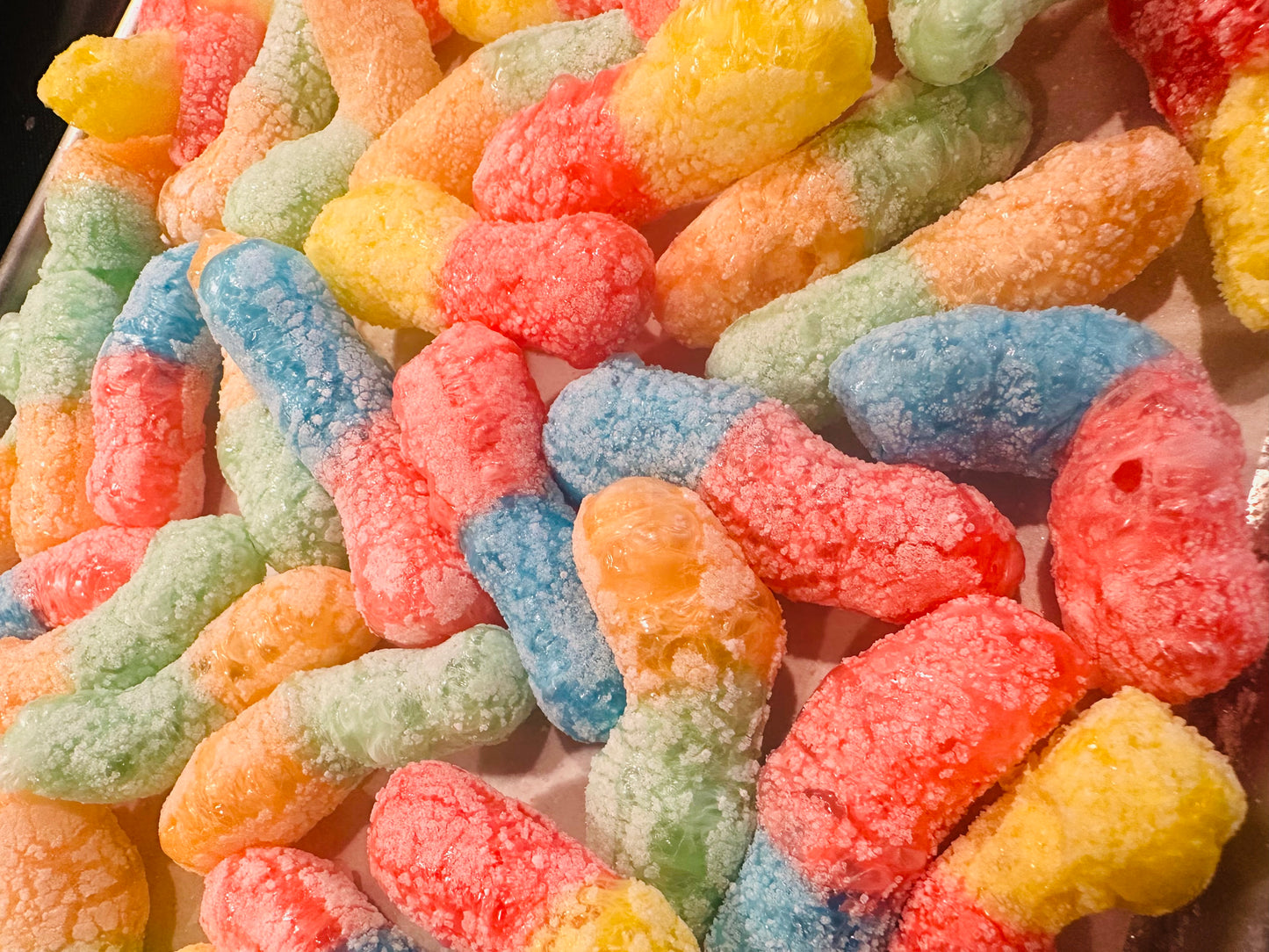 Freeze Dried Sour Worms